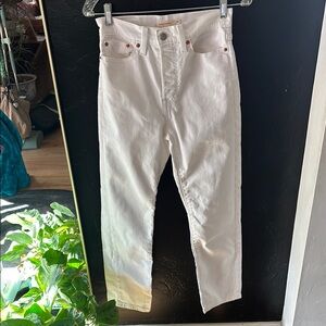 Women's White Levi’s Wedgie Straight Jeans (304)